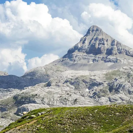 Vue Sur Les Pistes La Pierre Saint Martin